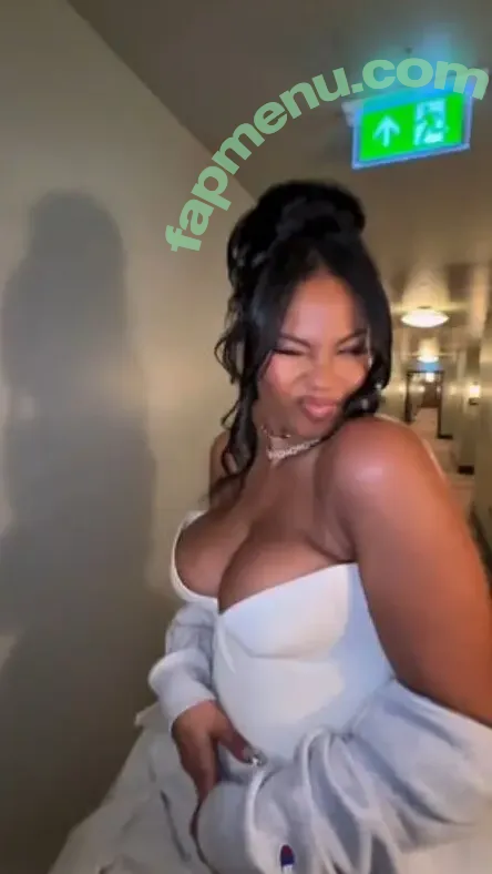 Joelah Noble nude photo #0136 (joelahnoble / julianoble)