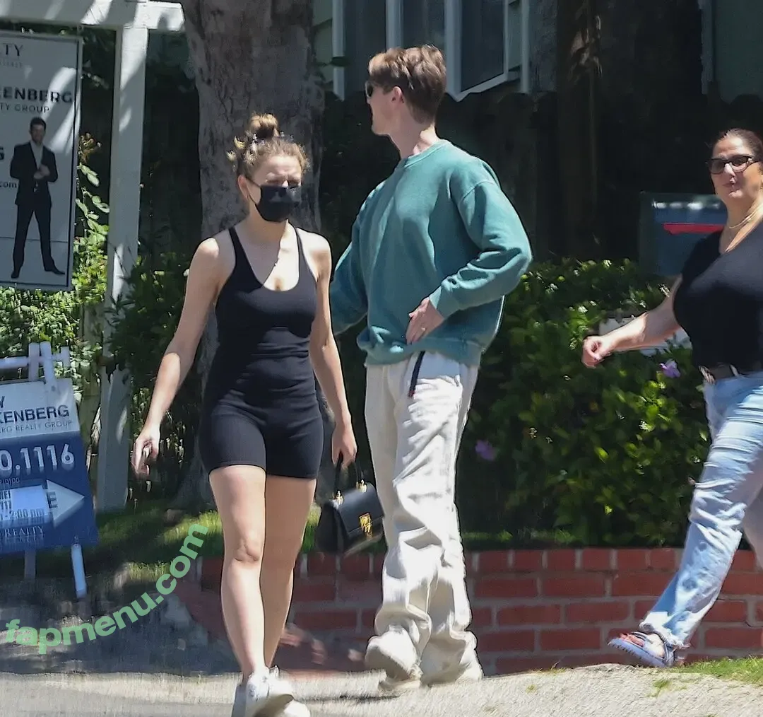 joey_king nude photo #1981 (iam_jaygarcia / joeyking)