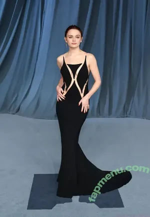 Joey King / iam_jaygarcia / joeyking nude photo #0133