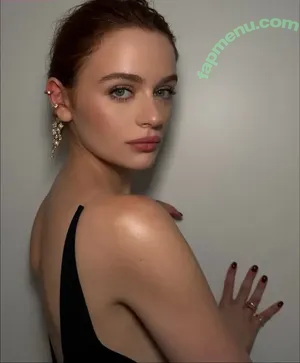 Joey King / iam_jaygarcia / joeyking nude photo #0139