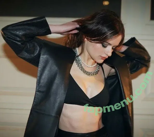 Joey King nude photo #0176 (iam_jaygarcia / joeyking)