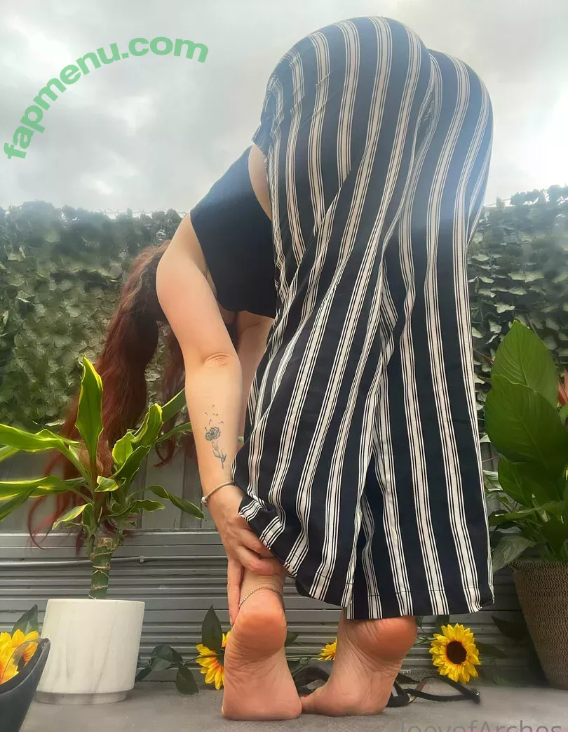JoeyofArches nude photo #0047 (joeyscotcurves)