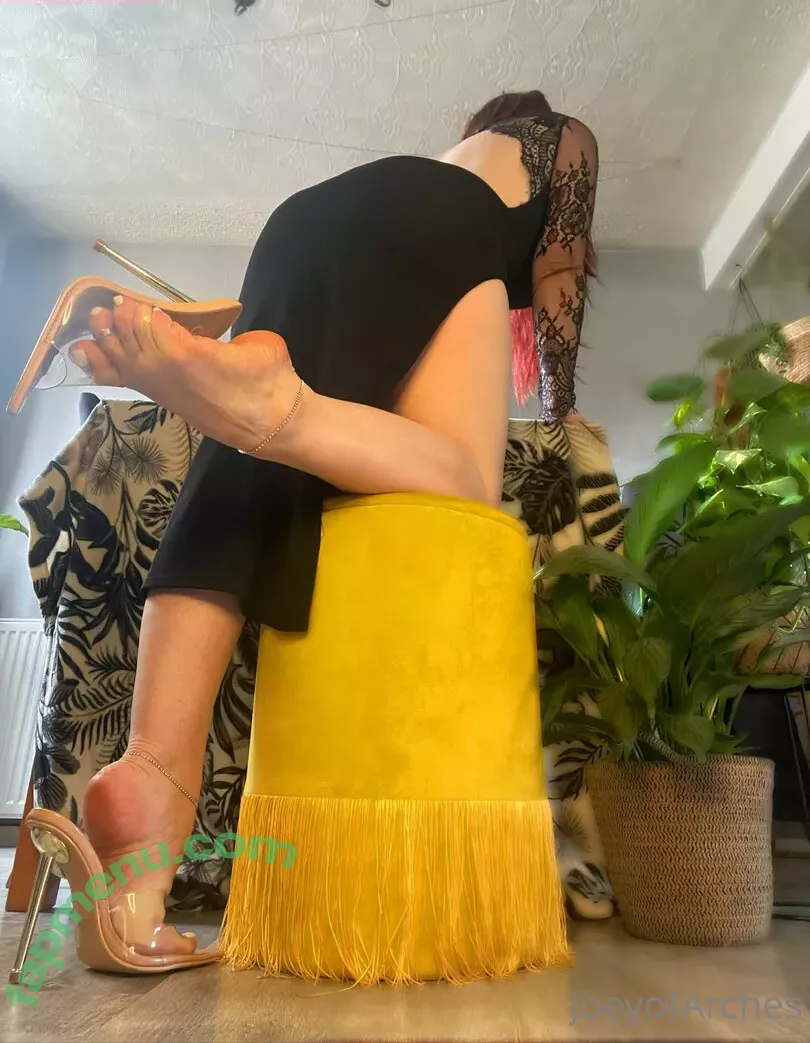 JoeyofArches nude photo #0129 (joeyscotcurves)