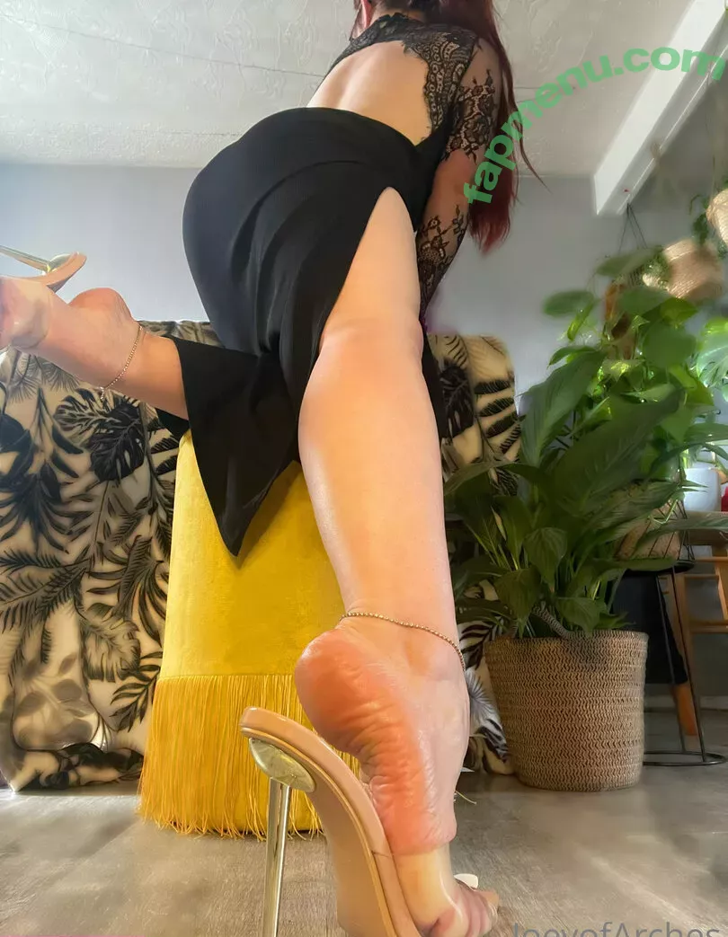 JoeyofArches nude photo #0135 (joeyscotcurves)
