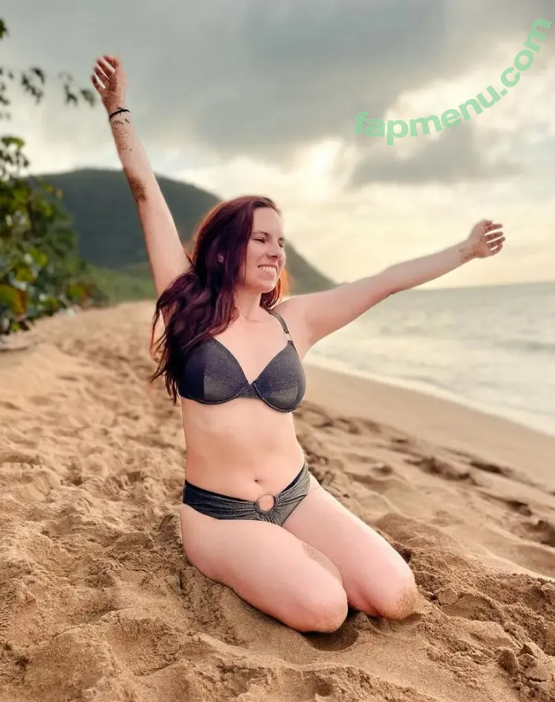 Johanna_Feuerschwanz nude photo #0006 (Johanna_Feuerschwanz)