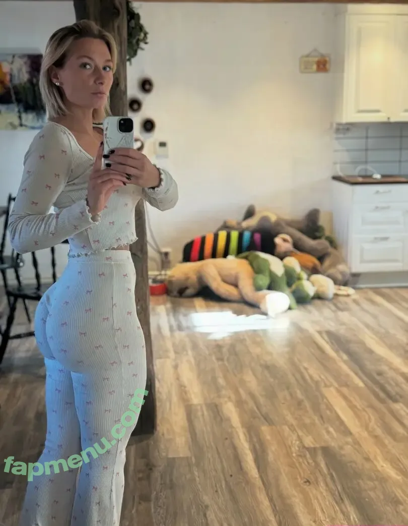 Johanna Juhlin nude photo #0228 (johannajuhlin / johannnajuhlin)