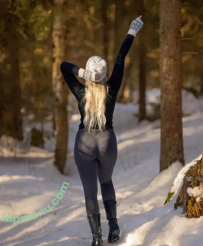 Johanna Korhonen nude photo #0057 (Johannnas_ / nordiclegss)