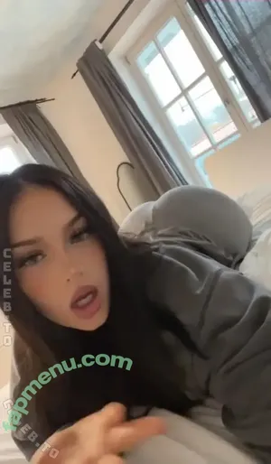 johannaaaa222 / Jojokvx nude photo #0024