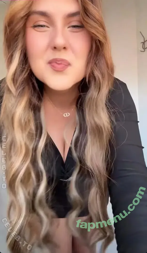 JohannaMuellner nude photo #0176 (johannamllner / mischiidc)