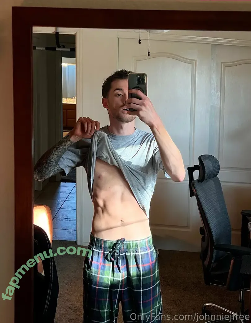 johnniejfree nude photo #0015 (johnniefree)