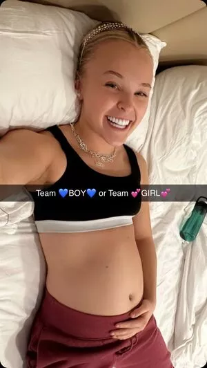 Jojo Siwa / anyuser / itsjojosiwa / jojocutie nude photo #0024