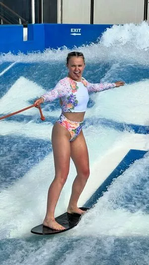 Jojo Siwa / anyuser / itsjojosiwa / jojocutie nude photo #0059