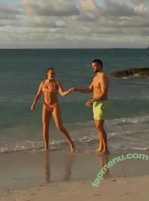 Jojo Siwa / anyuser / itsjojosiwa / jojocutie nude photo #0238