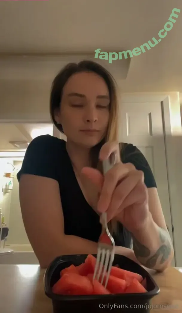 jojoroseee nude photo #0036 (JojoRoseeeee)