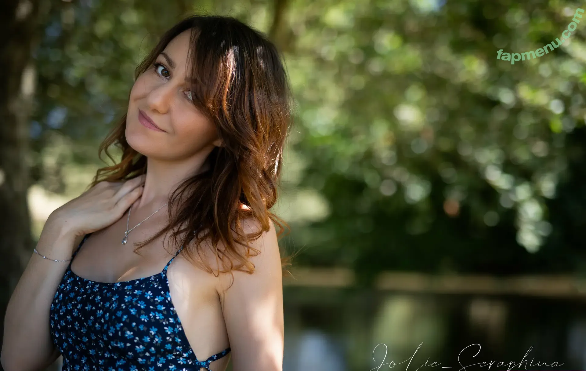 jolieseraphina nude photo #0015 (jolie.seraphina)