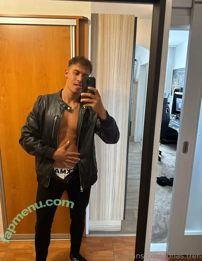 jonas.tren nude photo #0012 (jonas_tren)