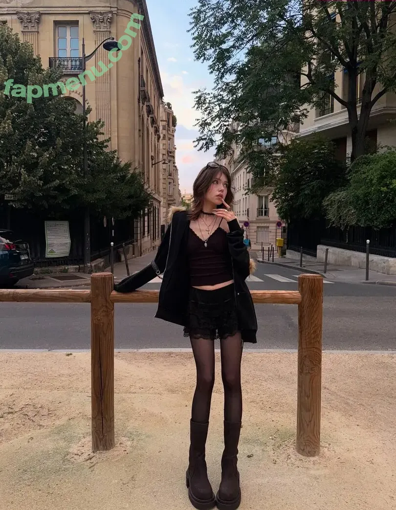 jonorriiss nude photo #0022 (jonorriiss)