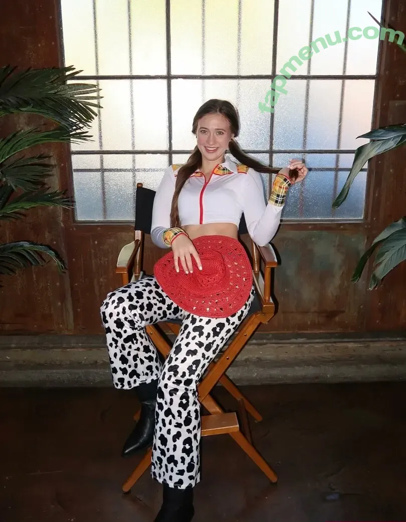 Jordan Burton nude photo #0168 (jordan_burton / jordanburton_)