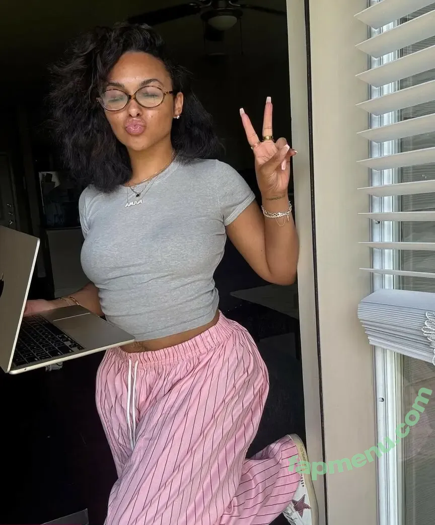 Jordan Lunkins nude photo #0004 (jordanlunkins)