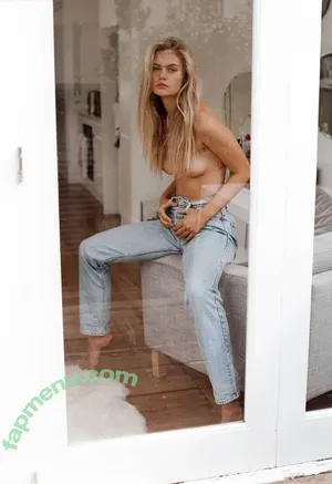 Jordan Simek / jordansimek nude photo #0103