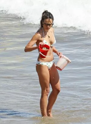 Jordana Brewster / JordanaBrewster nude photo #0125