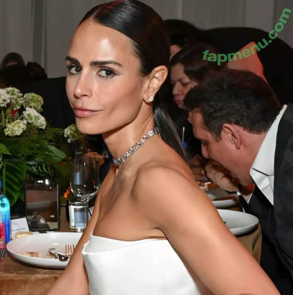 Jordana Brewster nude photo #0289 (JordanaBrewster)