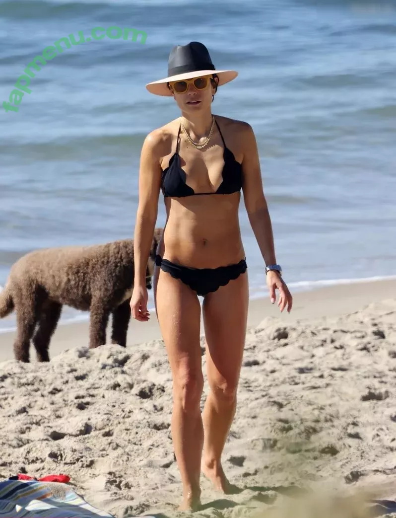 Jordana Brewster nude photo #0539 (JordanaBrewster)