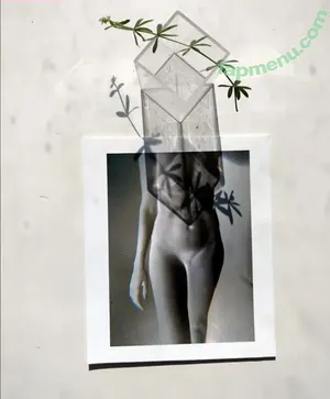  nude photo #0003