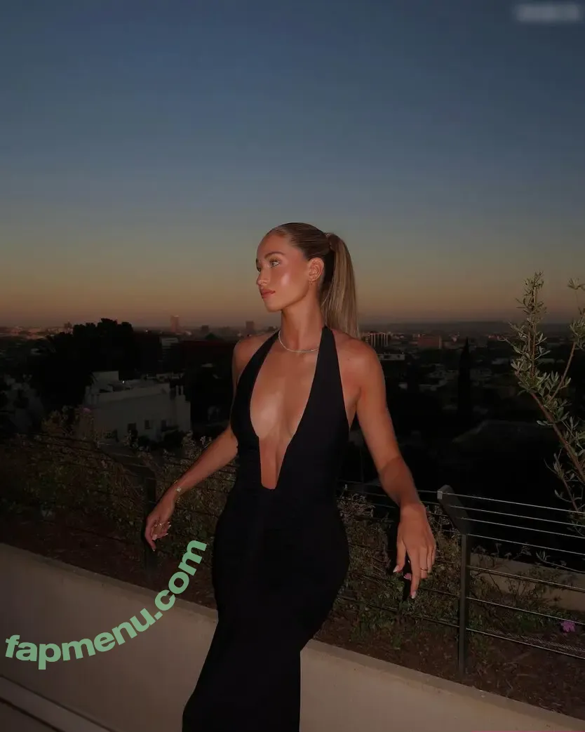 Jordyn Huitema nude photo #0107 (jordynhuitema)