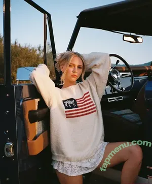 Jordyn Jones / jordylee.jones / jordynjones nude photo #0959