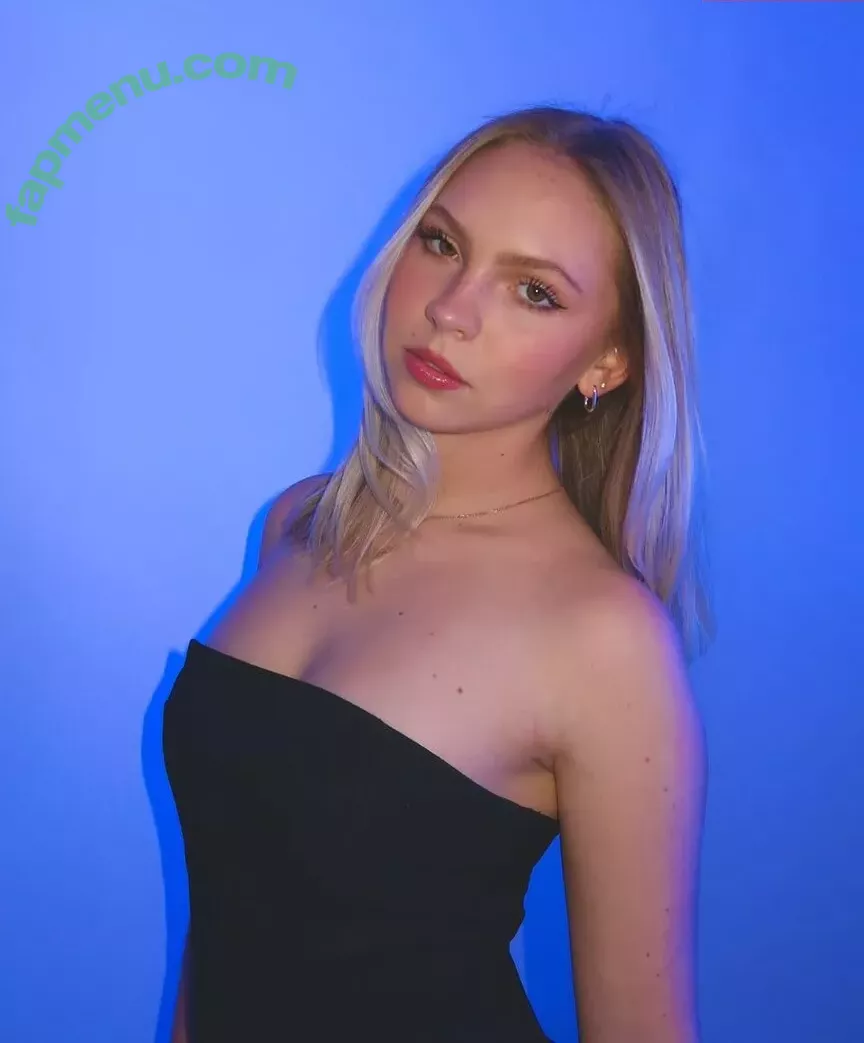 Jordyn Jones nude photo #0637 (jordylee.jones / jordynjones)