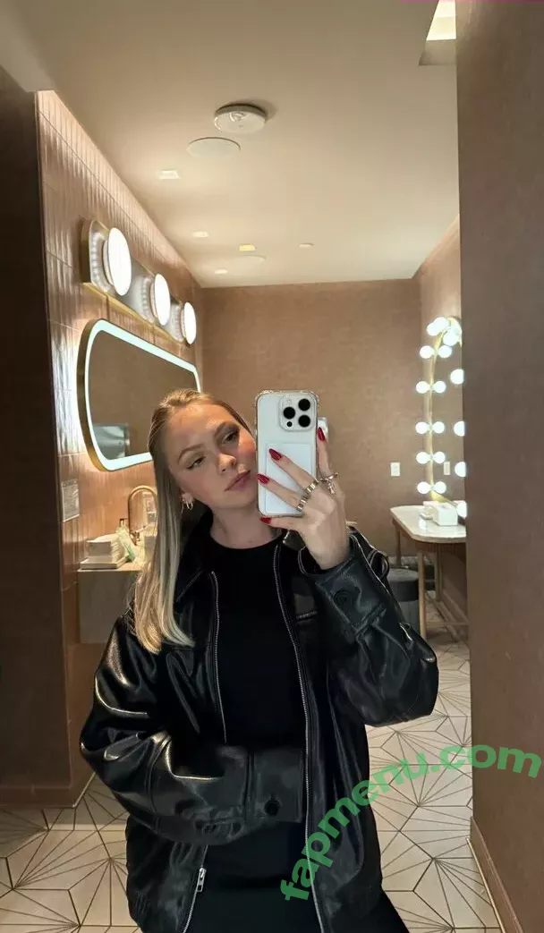 Jordyn Jones nude photo #0652 (jordylee.jones / jordynjones)