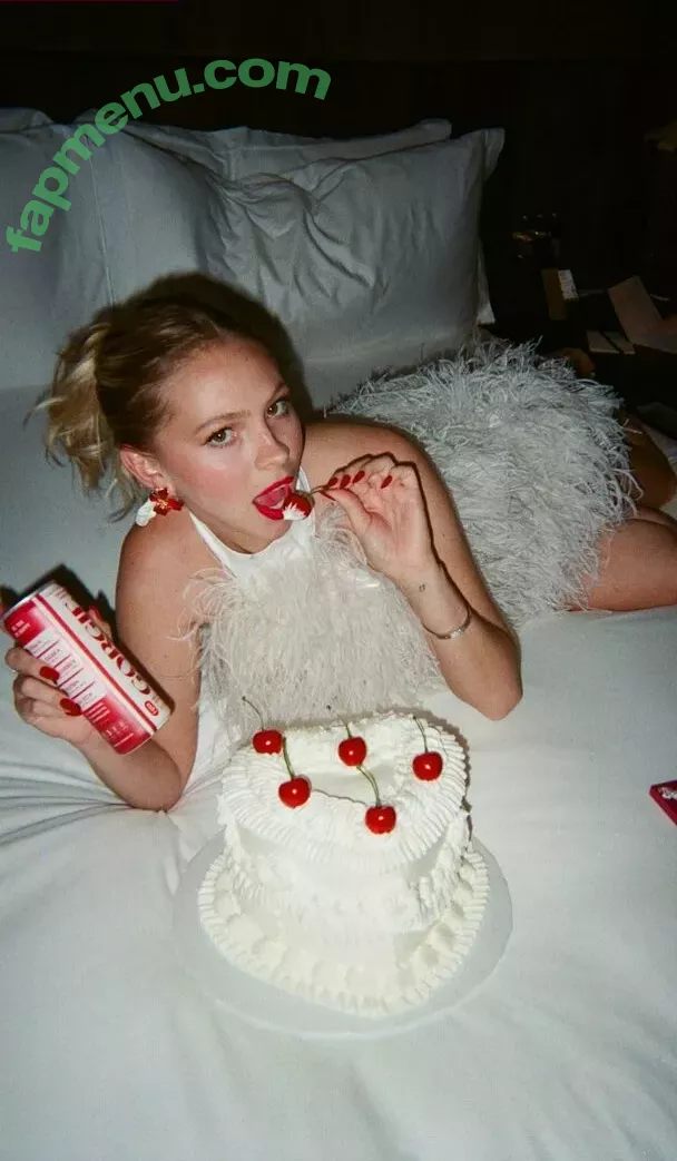 Jordyn Jones nude photo #0663 (jordylee.jones / jordynjones)