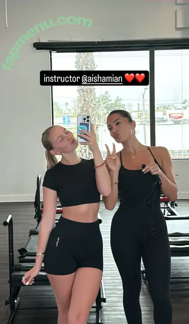 Jordyn Jones nude photo #0951 (jordylee.jones / jordynjones)