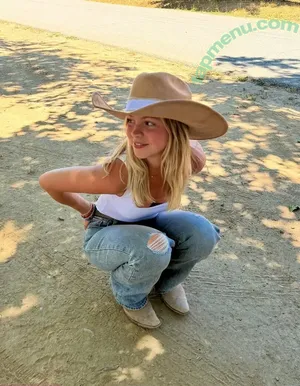 Jordyn Jones / jordylee.jones / jordynjones nude photo #1051