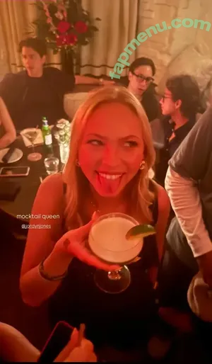 Jordyn Jones / jordylee.jones / jordynjones nude photo #1100