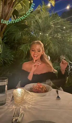 Jordyn Jones / jordylee.jones / jordynjones nude photo #1195