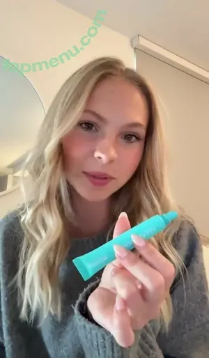 Jordyn Jones / jordylee.jones / jordynjones nude photo #1275