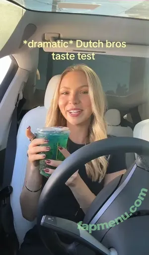 Jordyn Jones / jordylee.jones / jordynjones nude photo #1370