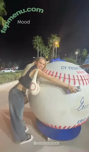 Jordyn Jones / jordylee.jones / jordynjones nude photo #1409