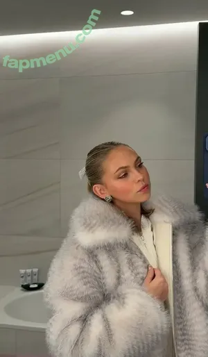 Jordyn Jones / jordylee.jones / jordynjones nude photo #1799