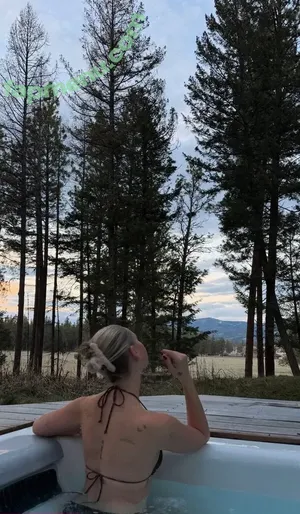 Jordyn Jones / jordylee.jones / jordynjones nude photo #1894