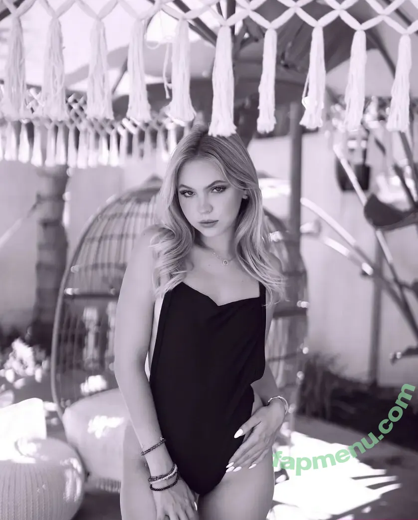 Jordyn Jones nude photo #1014 (jordylee.jones / jordynjones)