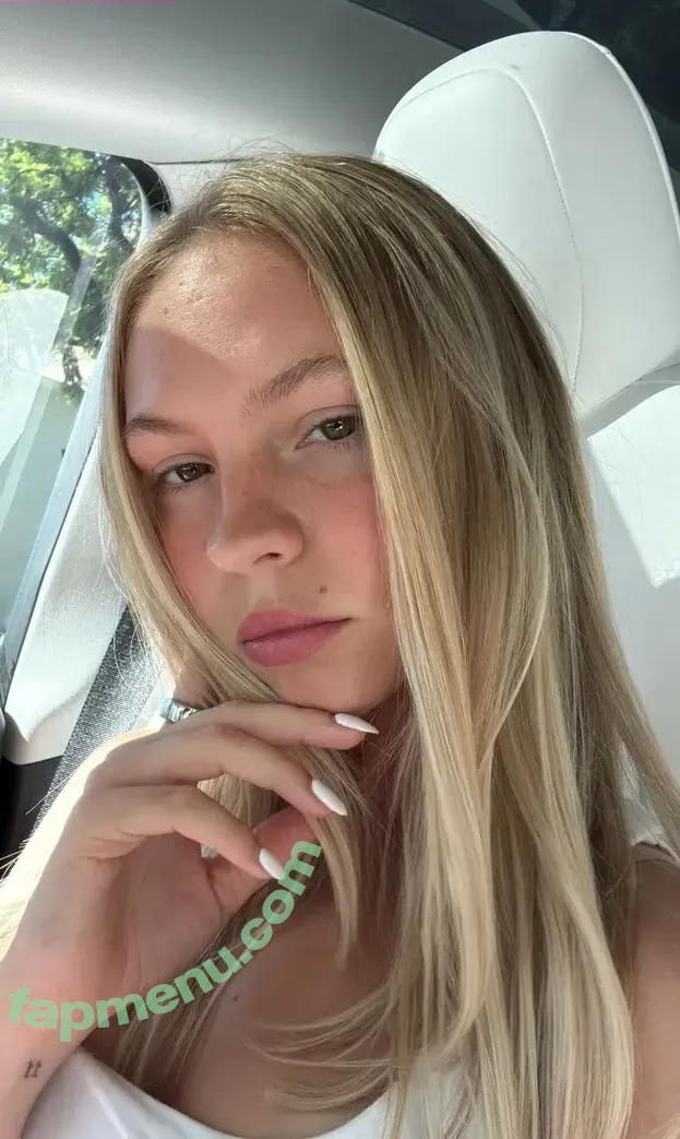 Jordyn Jones nude photo #1140 (jordylee.jones / jordynjones)