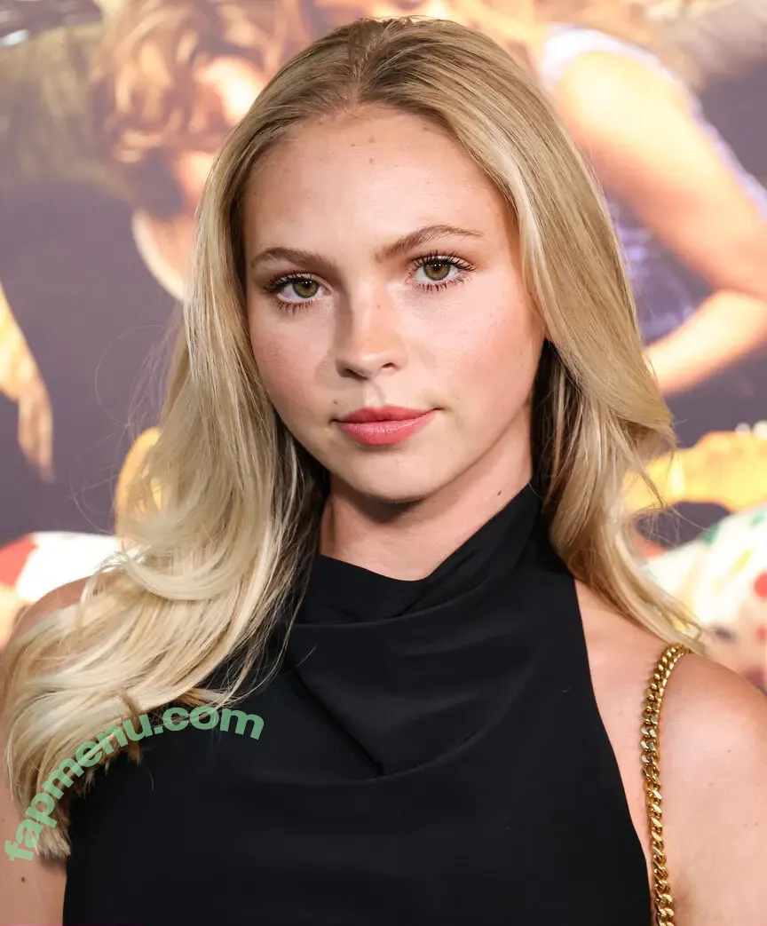 Jordyn Jones nude photo #1154 (jordylee.jones / jordynjones)