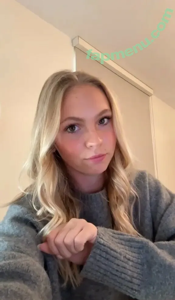 Jordyn Jones nude photo #1271 (jordylee.jones / jordynjones)