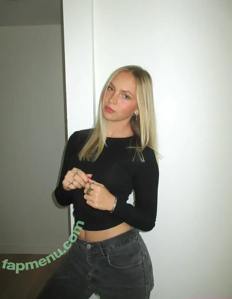 Jordyn Jones nude photo #1286 (jordylee.jones / jordynjones)