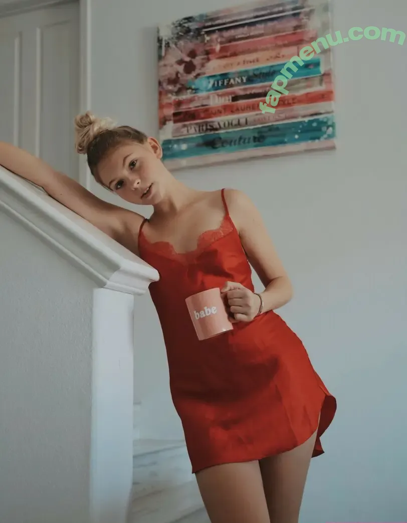 Jordyn Jones nude photo #1308 (jordylee.jones / jordynjones)