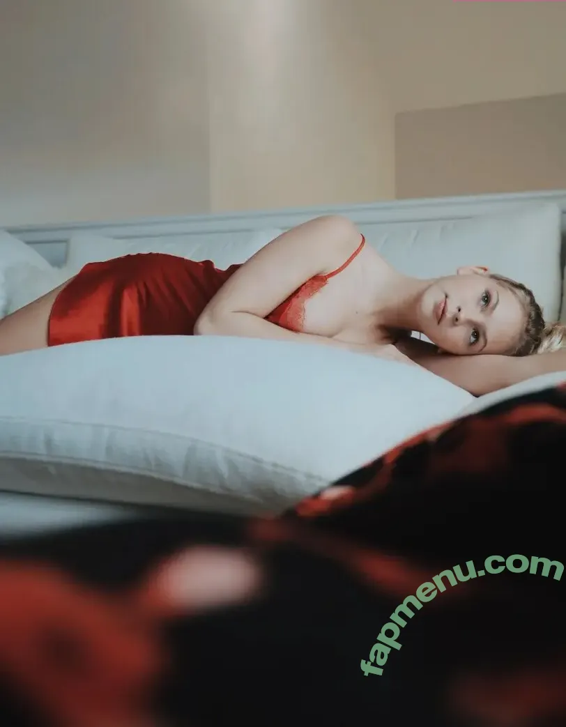 Jordyn Jones nude photo #1312 (jordylee.jones / jordynjones)