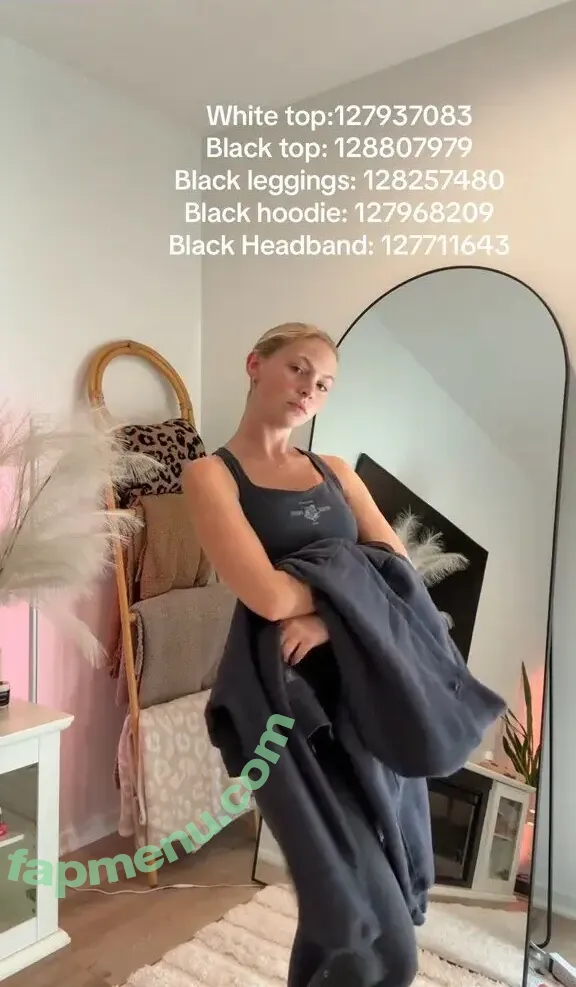 Jordyn Jones nude photo #1322 (jordylee.jones / jordynjones)